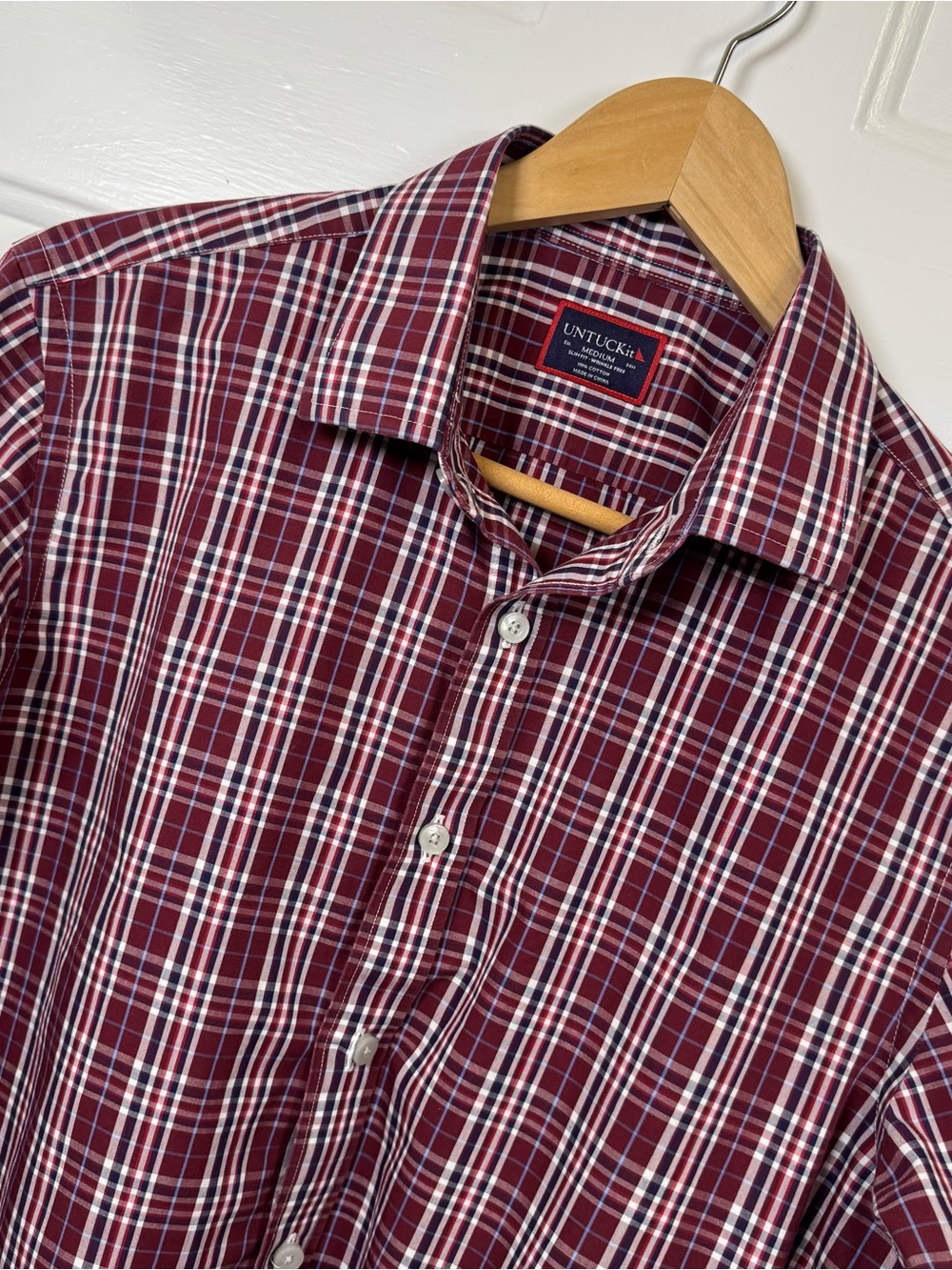 UNTUCKit Men’s Medium Slim Fit Plaid Fall Button Down Shirt Wrinkle Free Cotton